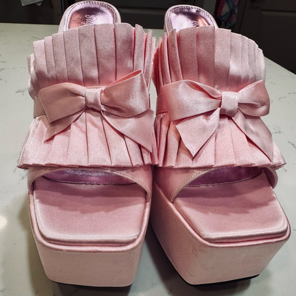 Sugar Thrillz Brand New Pink Platforms with Chunky Heel - Picture 7 of 15